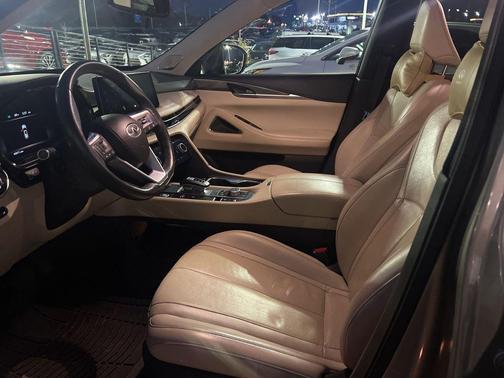 2022 INFINITI QX60 Luxe