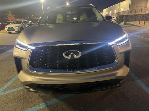 2022 INFINITI QX60 Luxe