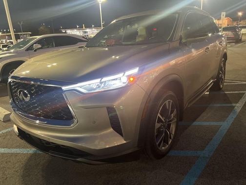 2022 INFINITI QX60 Luxe