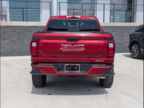2024 GMC Canyon Base