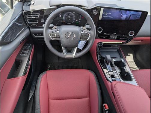 2025 Lexus NX 350h Premium