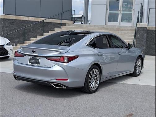 2022 Lexus ES 350 Ultra Luxury