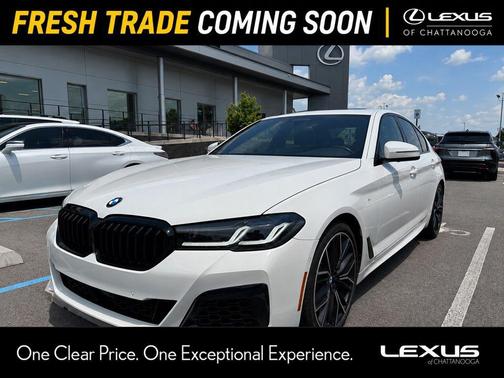 Alpine White 2023 BMW 540 i