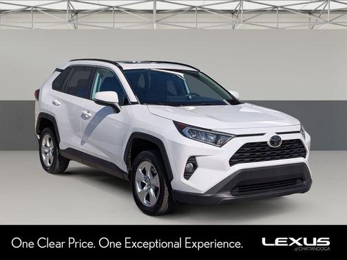 Super White 2020 Toyota RAV4 XLE