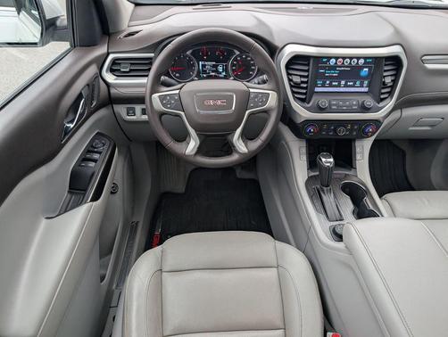 2017 GMC Acadia SLT-2