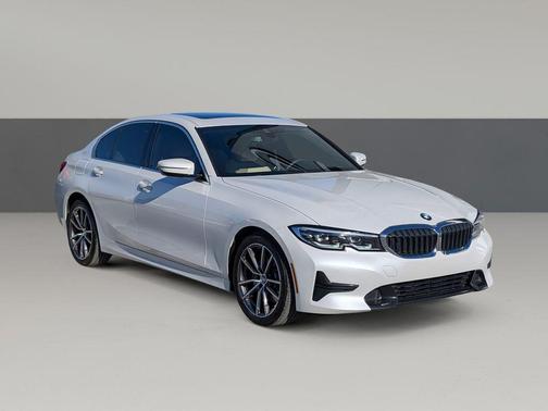 2020 BMW 330 330i
