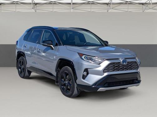2019 Toyota RAV4 Hybrid SE