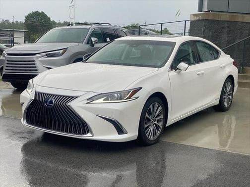 2020 Lexus ES 300h Premium