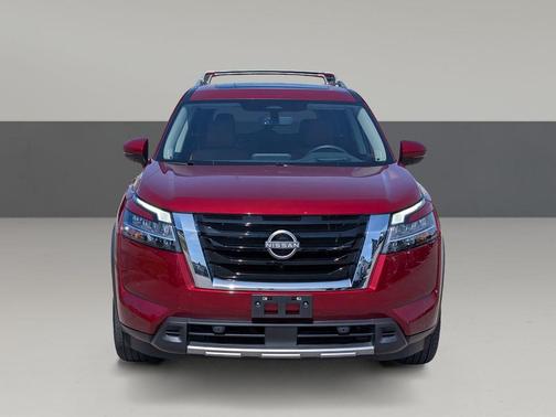 2024 Nissan Pathfinder Platinum 4WD