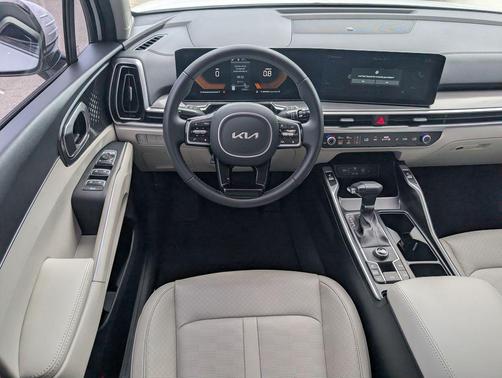Glacial White Pearl 2024 Kia Sorento S