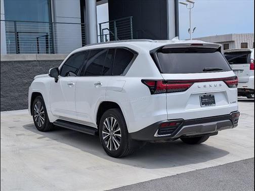 2024 Lexus LX 600 Premium