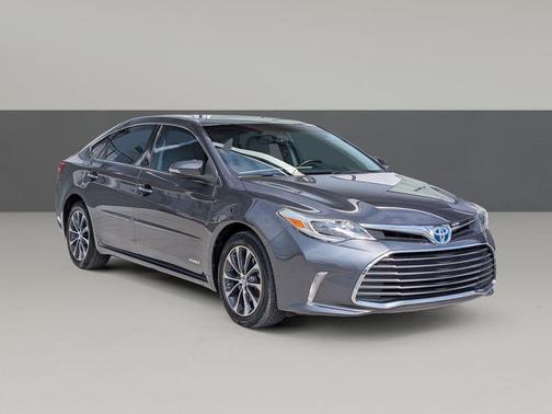 2016 Toyota Avalon Hybrid XLE Premium
