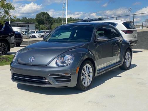 2018 Volkswagen Beetle 2.0T SE