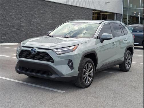 2023 Toyota RAV4 Hybrid XLE Premium