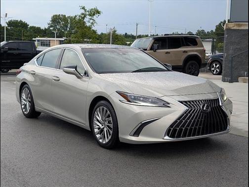 2022 Lexus ES 350 Ultra Luxury