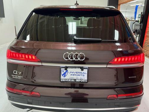 2021 Audi Q7 55 Premium Plus