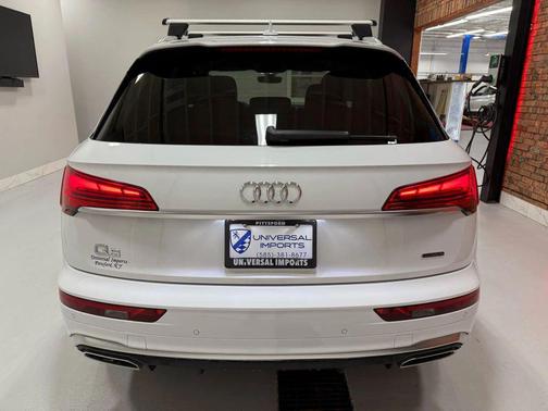 2022 Audi Q5 45 S line Premium Plus