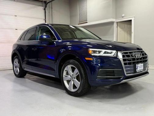 Blue 2019 Audi Q5 2.0T Premium Plus
