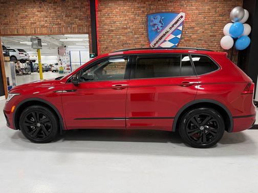 2024 Volkswagen Tiguan 2.0T SE R-Line Black 4MOTION