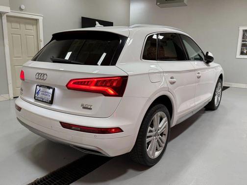 2018 Audi Q5 Premium Plus Sport Utility 4D