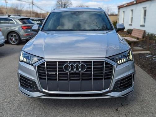 2021 Audi Q7 55 Premium Plus