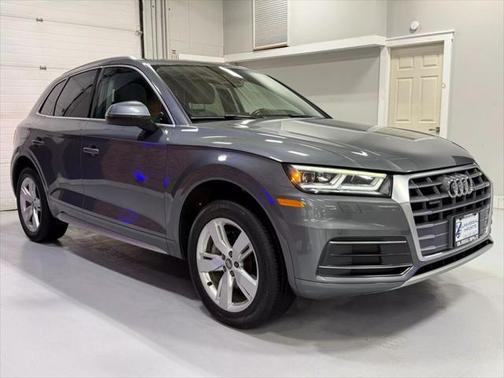 2018 Audi Q5 2.0T Premium Plus
