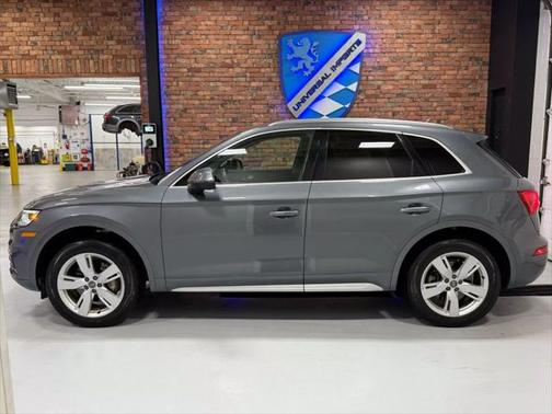 2018 Audi Q5 2.0T Premium Plus