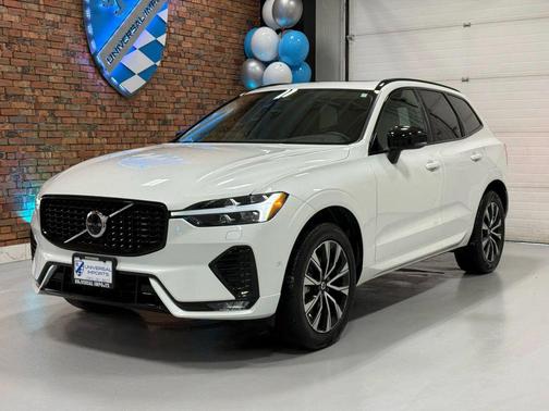 2025 Volvo XC60 B5 Plus