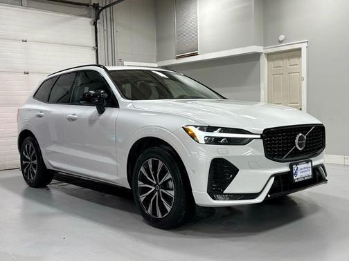 2025 Volvo XC60 B5 Plus