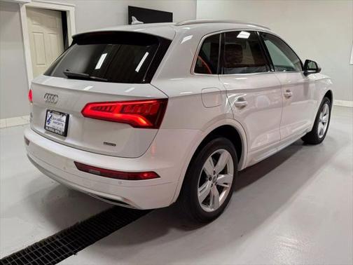 2019 Audi Q5 2.0T Premium Plus