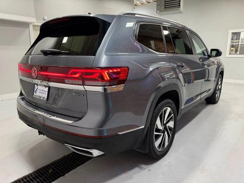 2024 Volkswagen Atlas 2.0T SEL