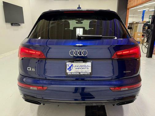 2022 Audi Q5 45 S line Premium Plus