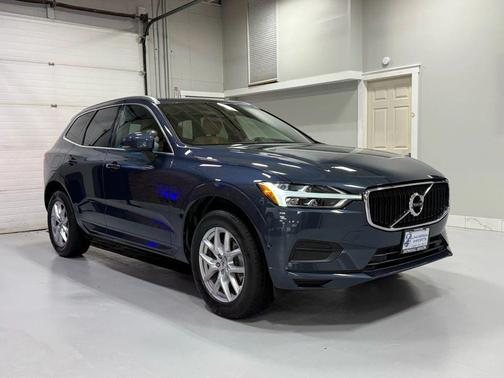 2018 Volvo XC60 T5 Momentum