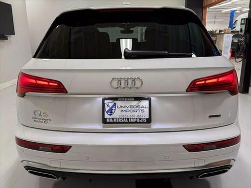 2022 Audi Q5 45 S line Premium Plus