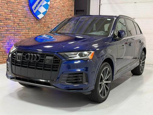 2022 Audi Q7 55 Premium Plus