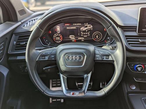 Photo 3 of 15 of 2019 Audi SQ5 Premium Plus