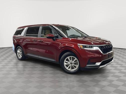 2024 Kia Carnival LX