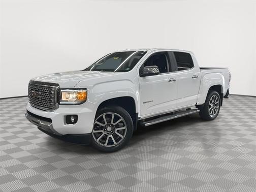 Summit White 2018 GMC Canyon Denali
