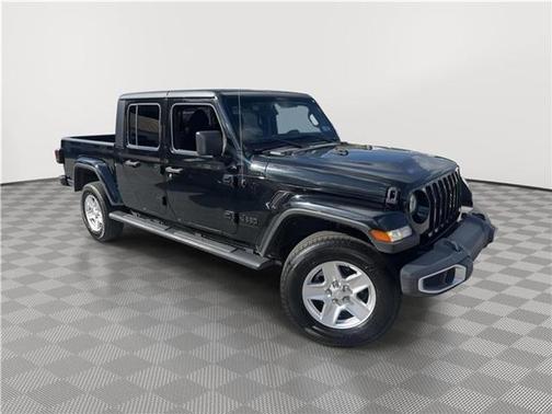 2023 Jeep Gladiator Sport