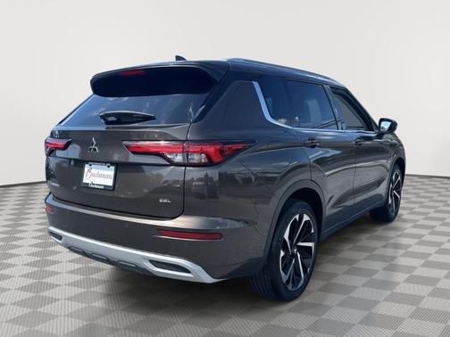 2022 Mitsubishi Outlander SEL