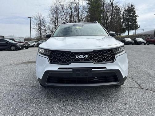 Glacial White Pearl 2023 Kia Sorento X-Line S