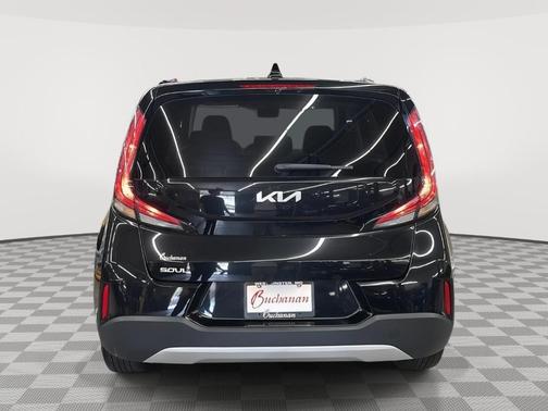 Fusion Orange 2025 Kia Soul LX