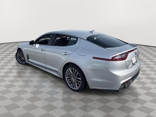 2018 Kia Stinger Base