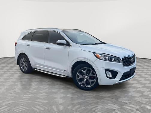 Snow White Pearl 2016 Kia Sorento SX