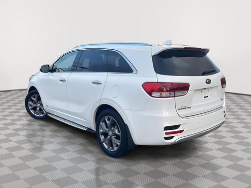 Snow White Pearl 2016 Kia Sorento SX