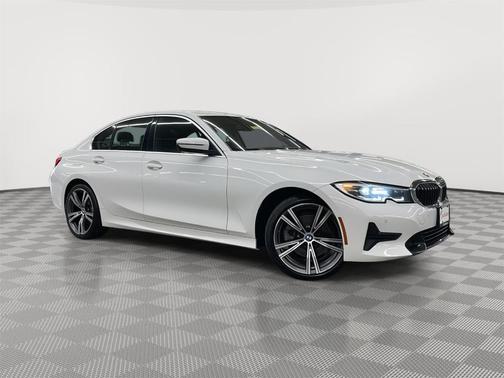2021 BMW 330e xDrive