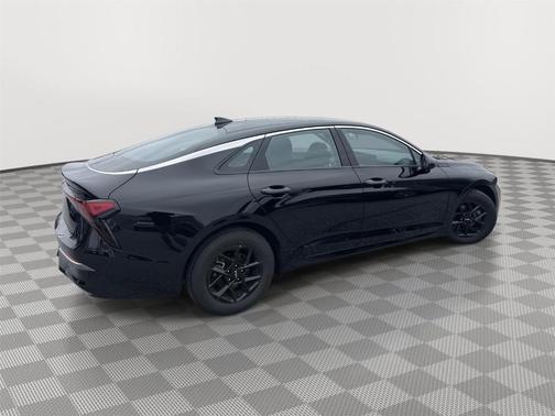 Aurora Black Pearl 2025 Kia K5 LXS