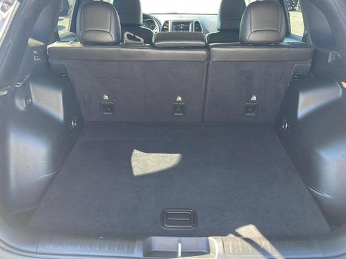 Billet Silver Metallic Clearcoat 2019 Jeep Cherokee Latitude Plus
