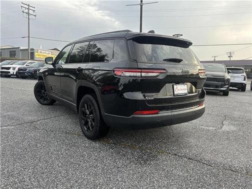 2024 Jeep Grand Cherokee L Laredo
