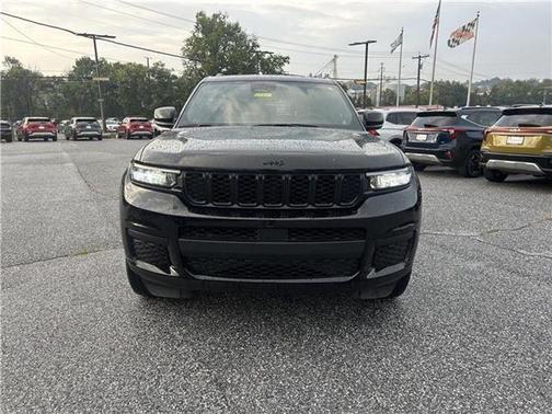 2024 Jeep Grand Cherokee L Laredo